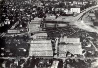 Imagine atasata: 05-complex1969.jpg